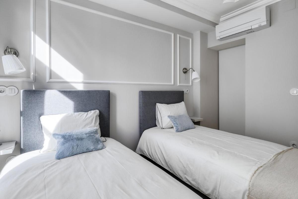 Lisbon Beautiful 2 Bedroom Apartment With Views In Rua Augusta Lisbon Exterior photo