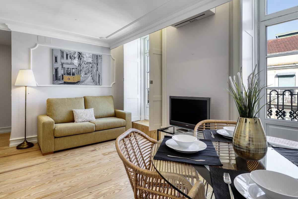 Lisbon Beautiful 2 Bedroom Apartment With Views In Rua Augusta Lisbon Exterior photo